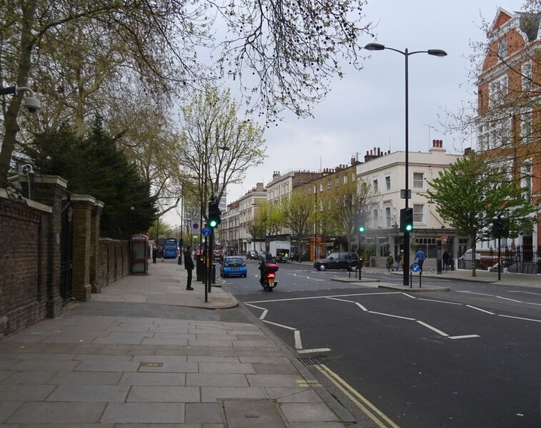 File:Bayswater Road (A402) - geograph.org.uk - 6119984.jpg