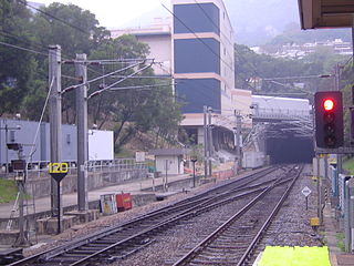 <span class="mw-page-title-main">Beacon Hill Tunnel (Hong Kong)</span> Hong Kong railway tunnel