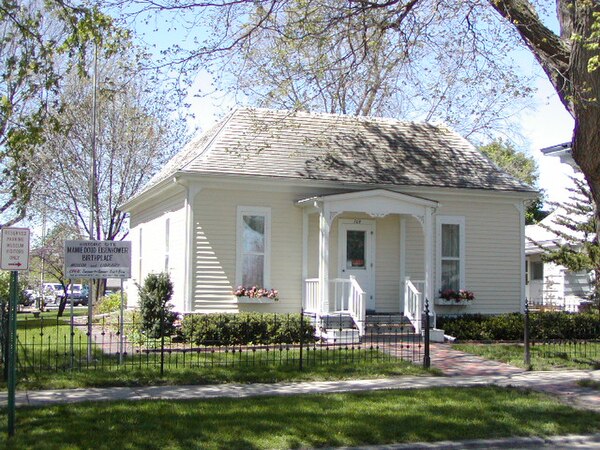 Birthplace of First Lady Mamie Doud Eisenhower, 709 (formerly 718) Carroll Street, Boone, Iowa