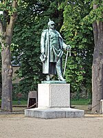 Bismarck-monument-ffm-hoechst-002.jpg