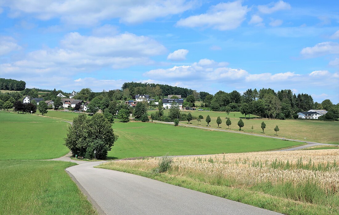 File:Blick auf Silbecke.jpg