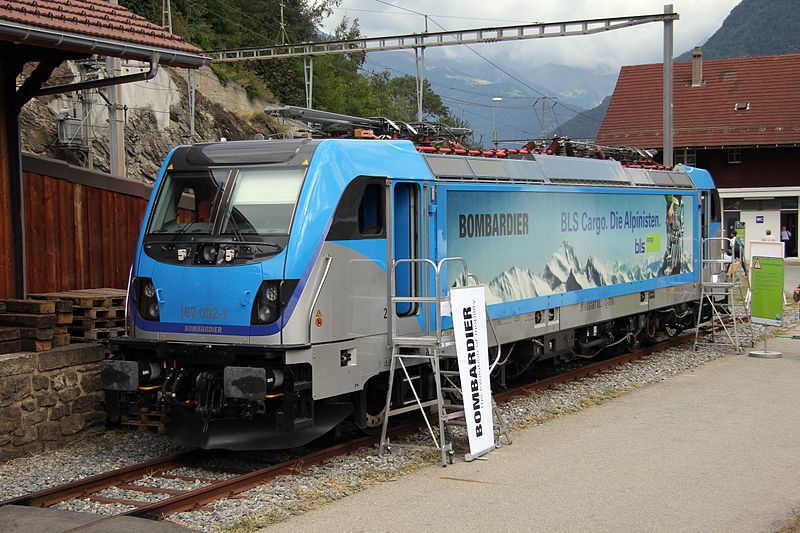 File:Bombardier TRAXX 187 002-1, 100 years of the Lötschberg, Lalden.jpg