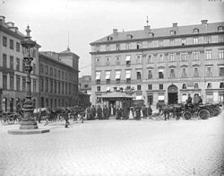 Byggnader Vid Handelshögskolan I Stockholm: Historiska lokaler, Nuvarande lokaler, Handelshögskolan och Stockholms högskola