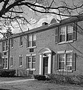 Thumbnail for File:Buckingham Apartment Complex, Bounded by George Mason Drive, Henderson, Glebe, &amp; Arlington, Virginia.jpg