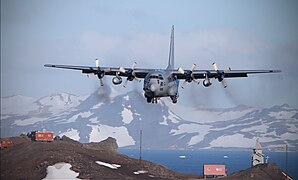 Campaña Antartica Colombiana FAC.jpg