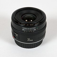Canon-EF-35-f2.jpg
