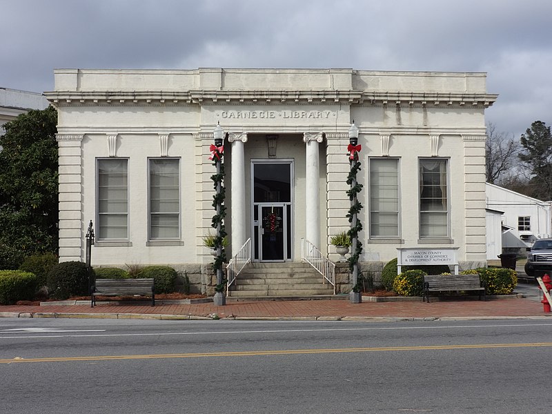 File:Carnegie Library, Montezuma.JPG