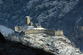 <span class="mw-page-title-main">Graines Castle</span> Castle in Val dAyas, Aosta Valley, Italy