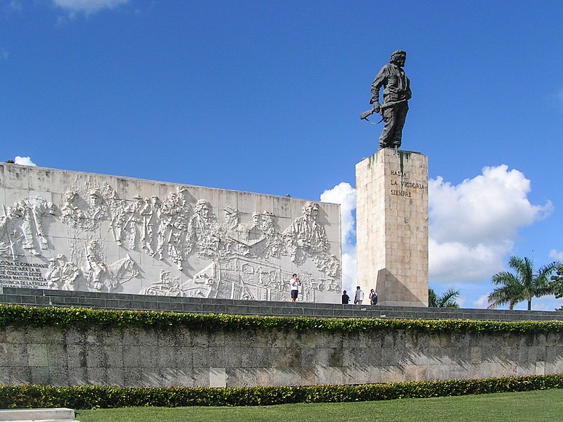 File:Che Guevara - Grab in Santa Clara, Kuba.jpg