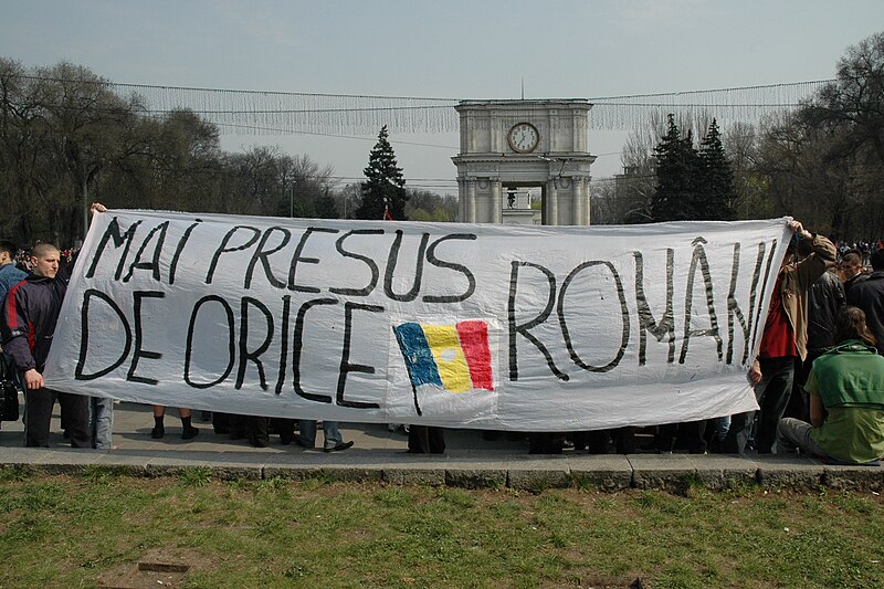 File:Chisinau riot 2009-04-07 20.jpg