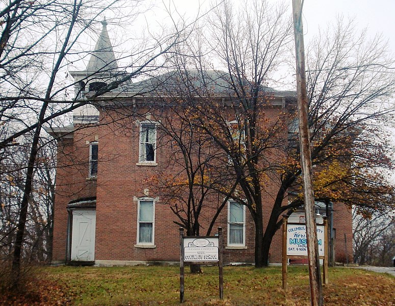 File:Columbus Junction School.jpg