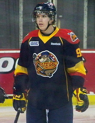 McDavid played with the Ontario Hockey League's Erie Otters in 2013 Connor McDavid (9525014410).jpg