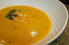 Supă-cremă de morcovi