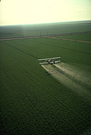 <span class="mw-page-title-main">Pesticides in the United States</span> Review of the topic