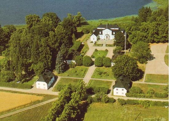 The cultural landscape of Södermanland is characterised by its many manor houses. Pictured: Danbyholm Manor