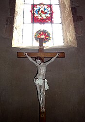 Christ en croix et verrière du chœur XIIe-XIVe)