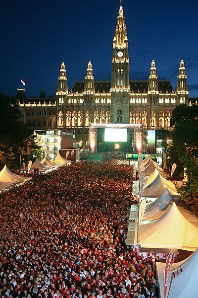 File:Euro 2008 public viewing vienna 5.jpg