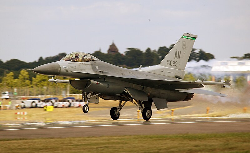 File:F16 at Farnborough, 2010.jpg