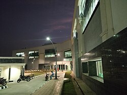 FRetB - the first building of TIFR Hyderabad.jpg