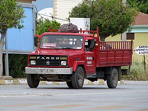 Красный грузовик турецкий. Dodge Fargo as250. Askam Fargo as250d. Mitsubishi as 250. Fargo грузовик.