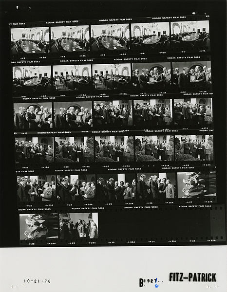 File:Ford B1926 NLGRF photo contact sheet (1976-10-21)(Gerald Ford Library).jpg