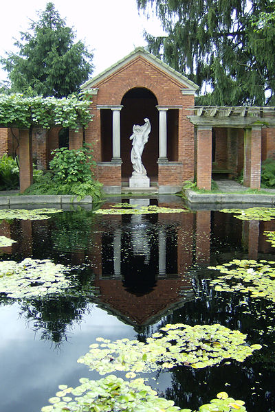 File:Gardens, Vanderbilt Estate, Hyde Park, 2012-06-25, 02.jpg