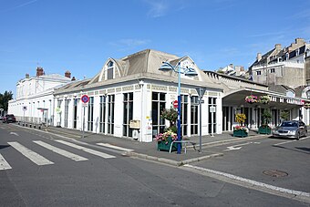 Gare de Granville - bâtiment voyageur.jpg