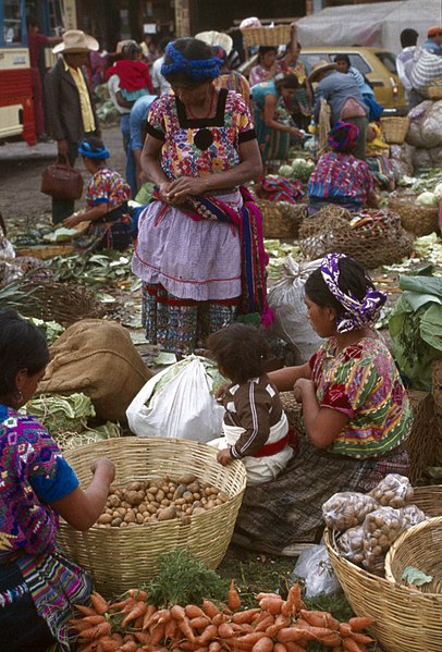 File:Guatemala City-20-Markt-Gewimmel-1980-gje.jpg