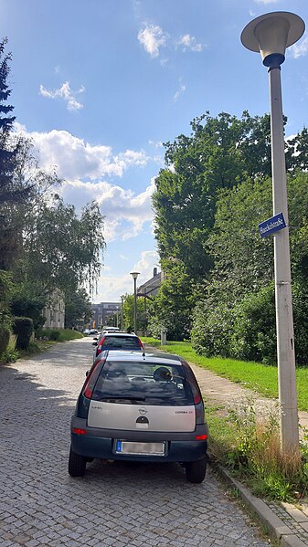 File:Haeckelstraße, Dresden 02.jpg