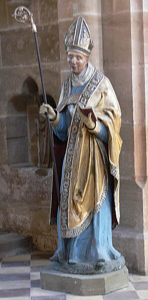 File:Heilsbronn Münster Figur1.jpg