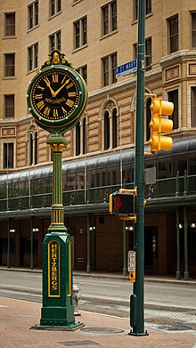 The Hertzberg Clock Hertzberg Clock in San Antonio, Texas.jpg