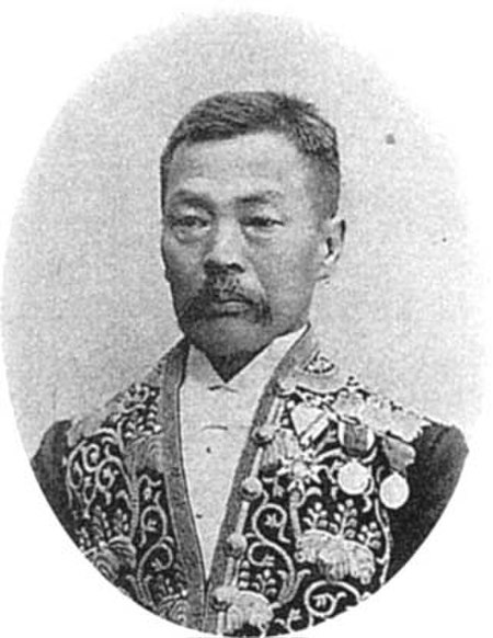 Hisashi Hoshino, Professor of Japanese Language, Literature and History.jpg