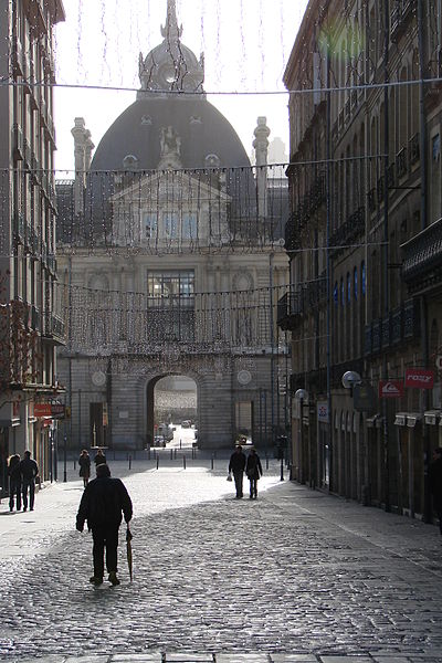 File:Historic downtown of Rennes, France.jpg