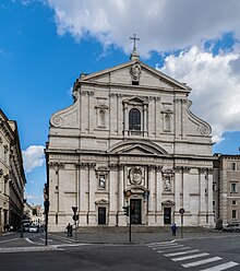 Holy Name of Jesus church in Rome (2).jpg