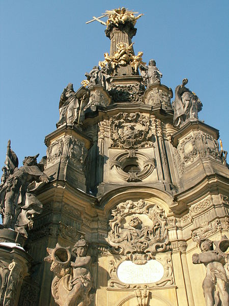 File:Holy Trinity Column-3.jpg