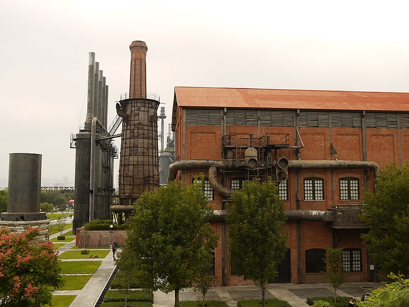 File:Horno 1, Pabellón Planta Eléctrica - panoramio (2).jpg