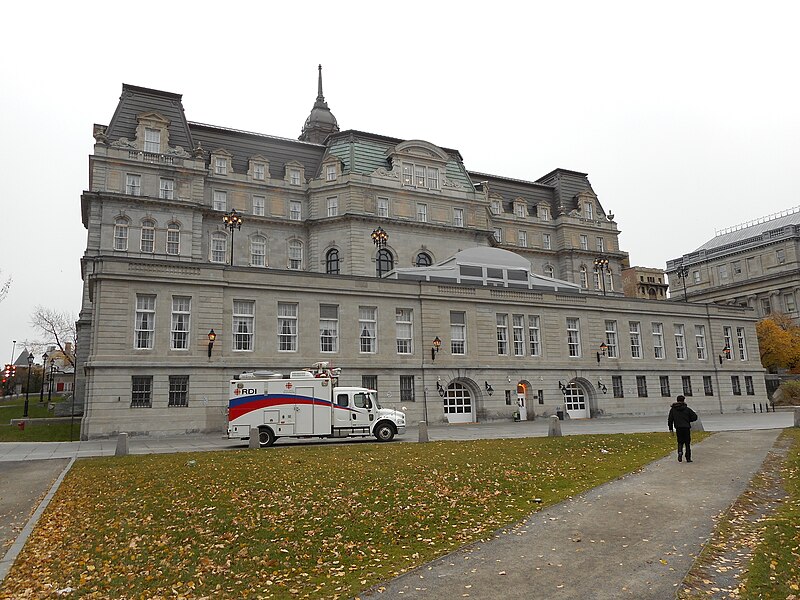 File:Hotel de ville de Montreal 61.JPG