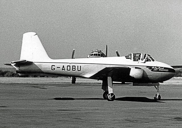 Jet Provost T.1 prototype wearing the titles of Hunting Percival Aircraft in 1955