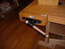 Woodworker's face vise, with entirely wooden jaws Hybridvise.jpg