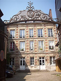 Immeuble 107, rue Beauvoisine.jpg