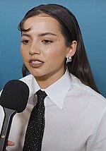 Bildeto por Isabela Moner