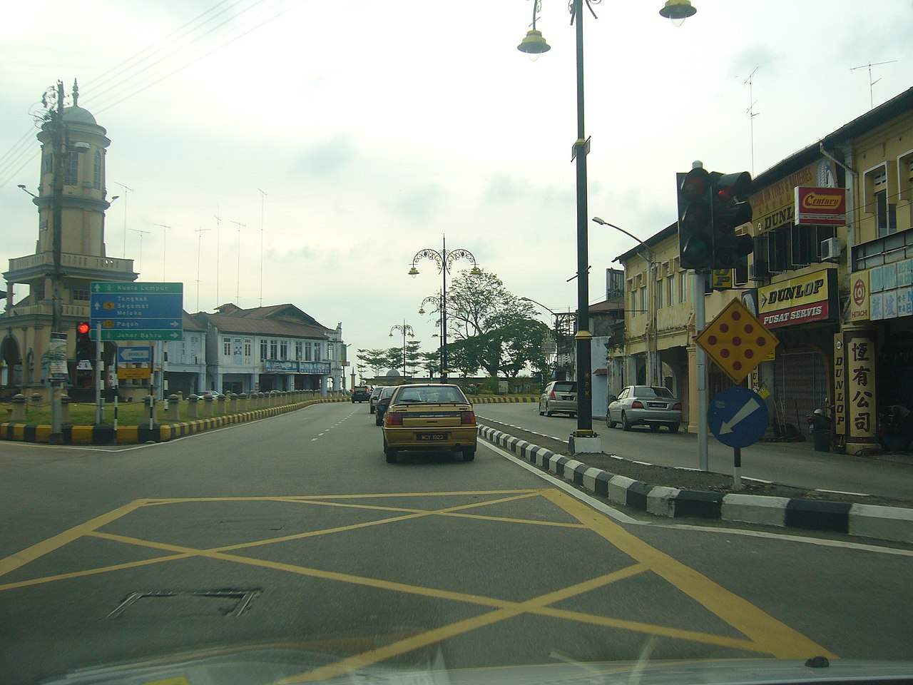 Perodua Jalan Bakri Muar - Contoh Sit