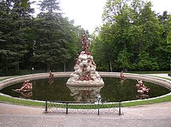 Fuente en los jardines del Palacio Real de La Granja de San Ildefonso.