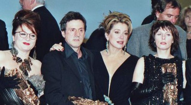 Josiane Balasko, Daniel Auteuil, Catherine Deneuve, and Karin Viard at the 2000 César Award Ceremony