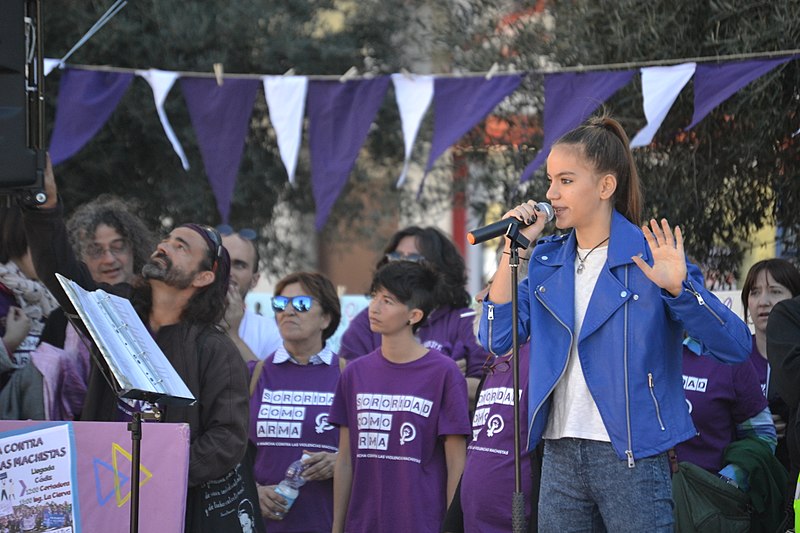 File:Julia González en la II Marcha contra las Violencias Machistas (24468978568).jpg