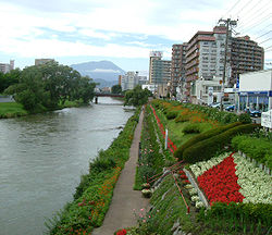 Řeka Kitakami a hora Iwate