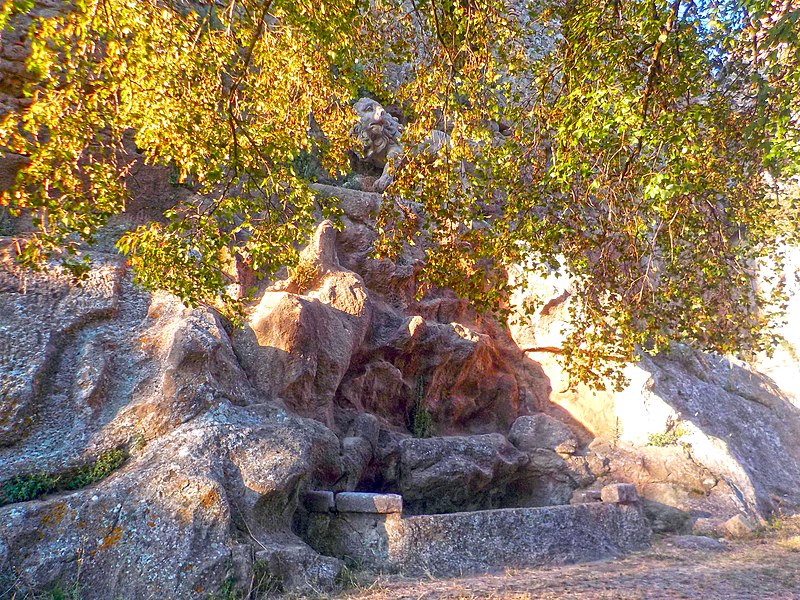 File:La Fontana del Leone.jpg