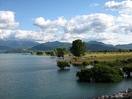 Lago Colbún.jpg