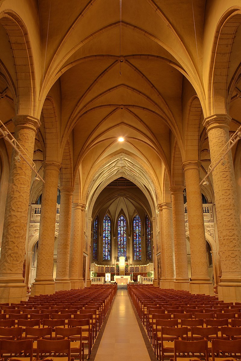 Luxembourg Cathedral HDR.jpg