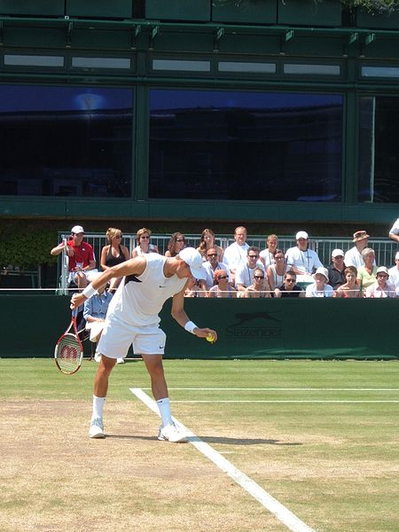 File:Max Mirnyi serves.JPG